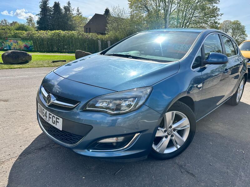 View VAUXHALL ASTRA 2.0 CDTi ecoFLEX SRi