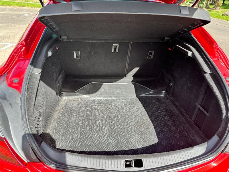 VAUXHALL INSIGNIA