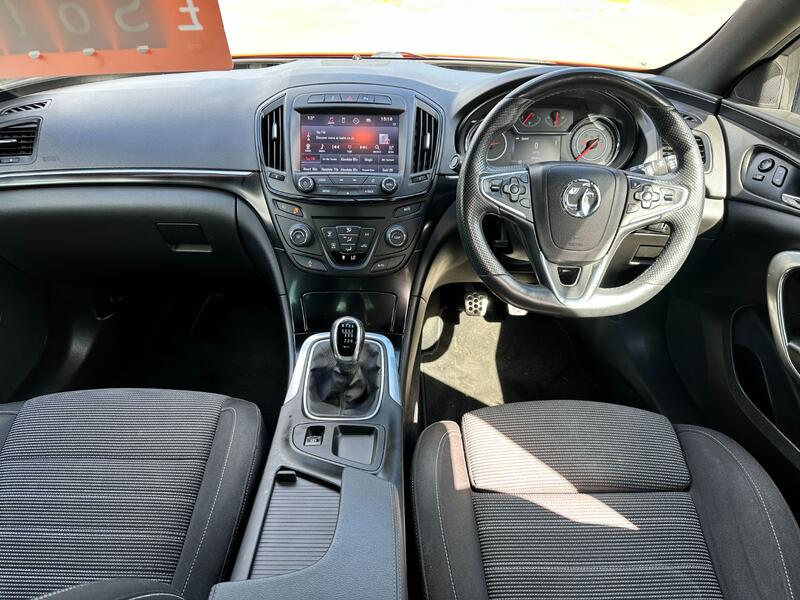 VAUXHALL INSIGNIA