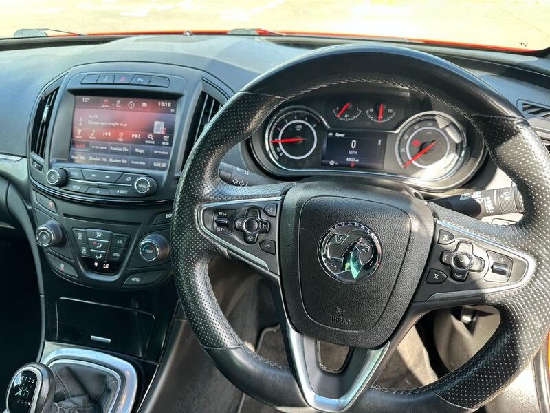 VAUXHALL INSIGNIA