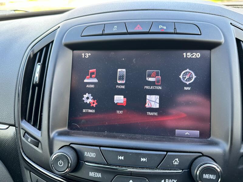 VAUXHALL INSIGNIA