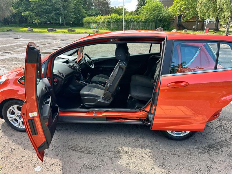 FORD B-MAX