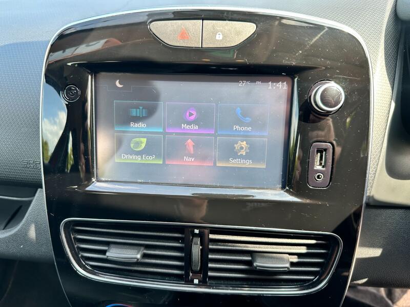 RENAULT CLIO