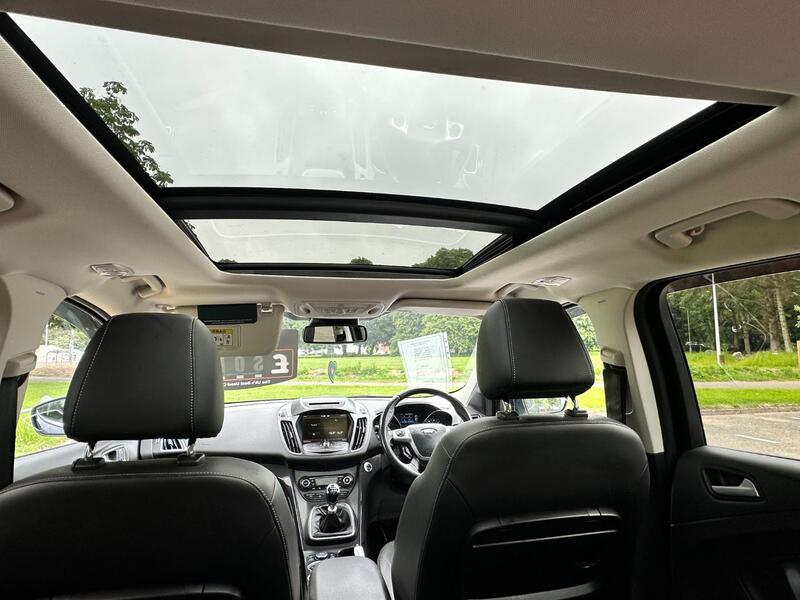 FORD KUGA