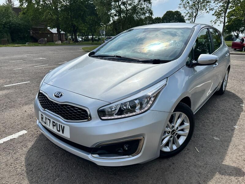View KIA CEED 1.6 CRDi 2
