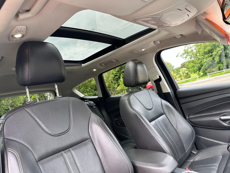 FORD KUGA