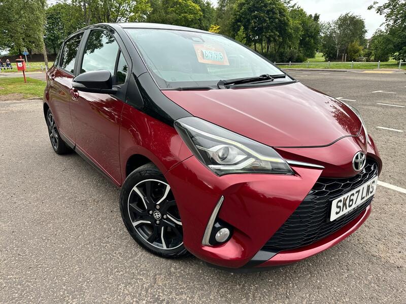 View TOYOTA YARIS 1.5 VVT-i Blue Bi-Tone