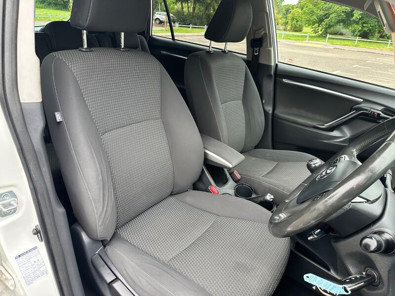 TOYOTA VERSO