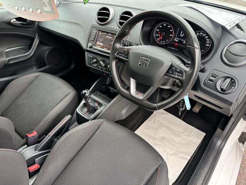 SEAT IBIZA