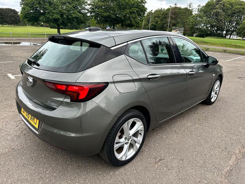 VAUXHALL ASTRA