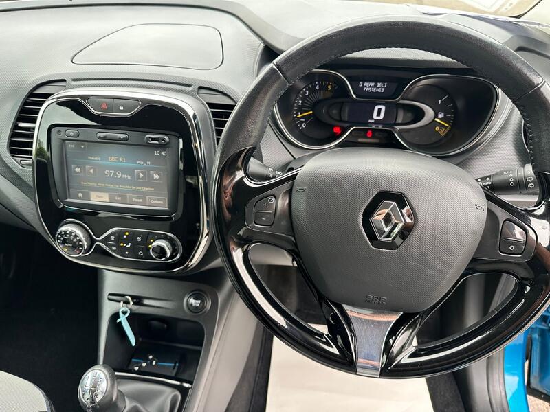 RENAULT CAPTUR