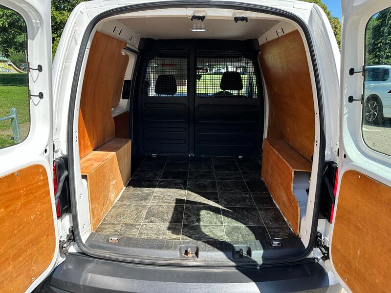 VOLKSWAGEN CADDY