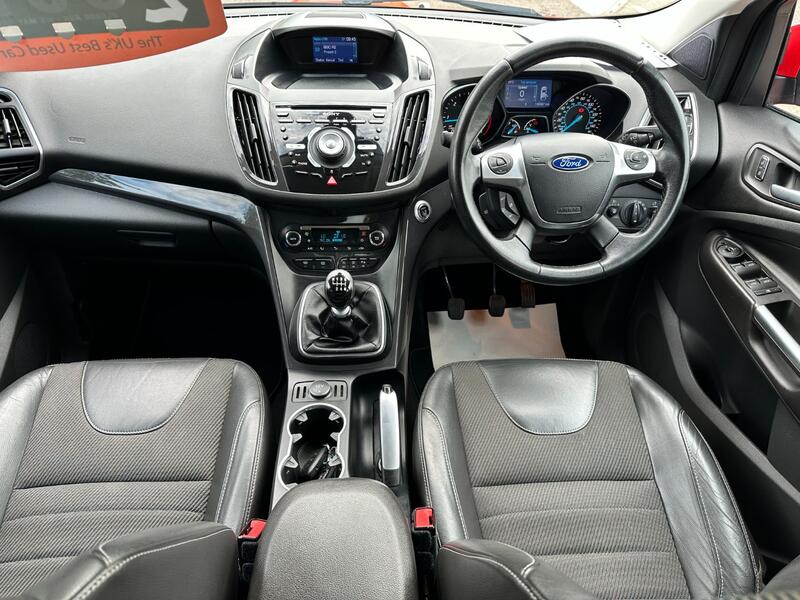 FORD KUGA