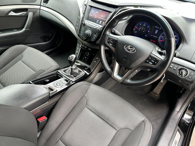 HYUNDAI I40