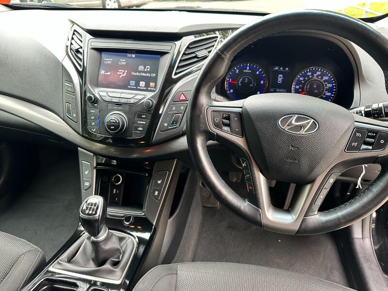HYUNDAI I40