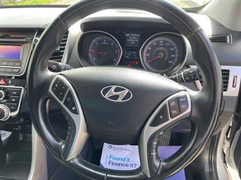 HYUNDAI I30