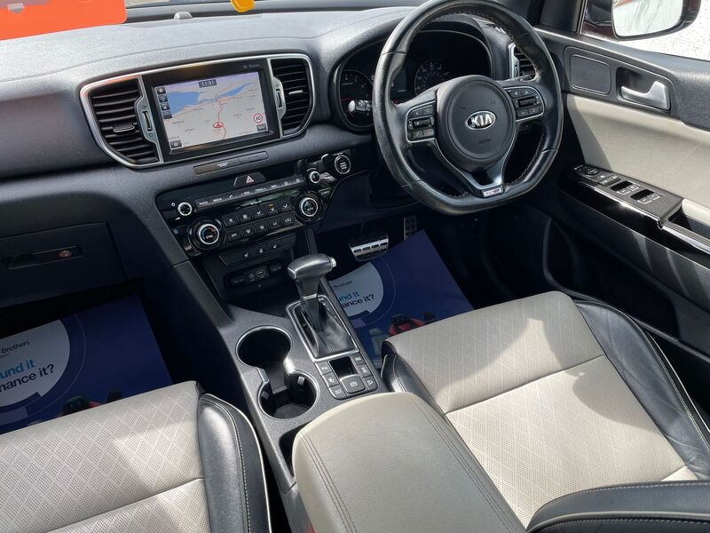 KIA SPORTAGE