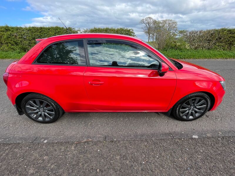 AUDI A1