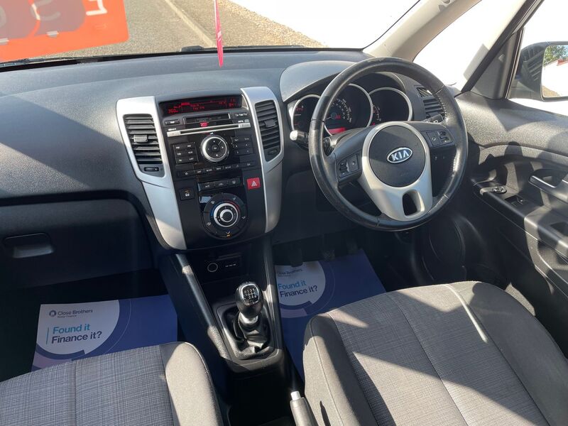 KIA VENGA