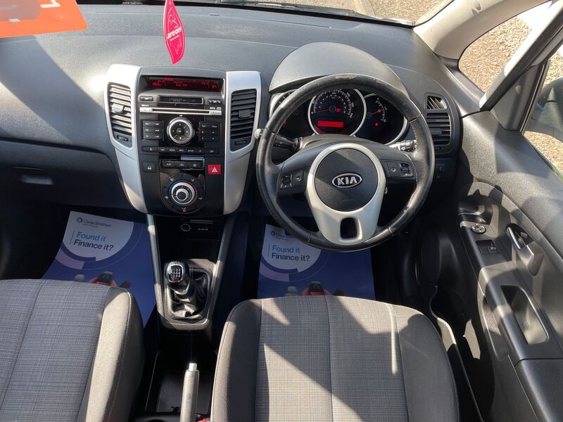 KIA VENGA