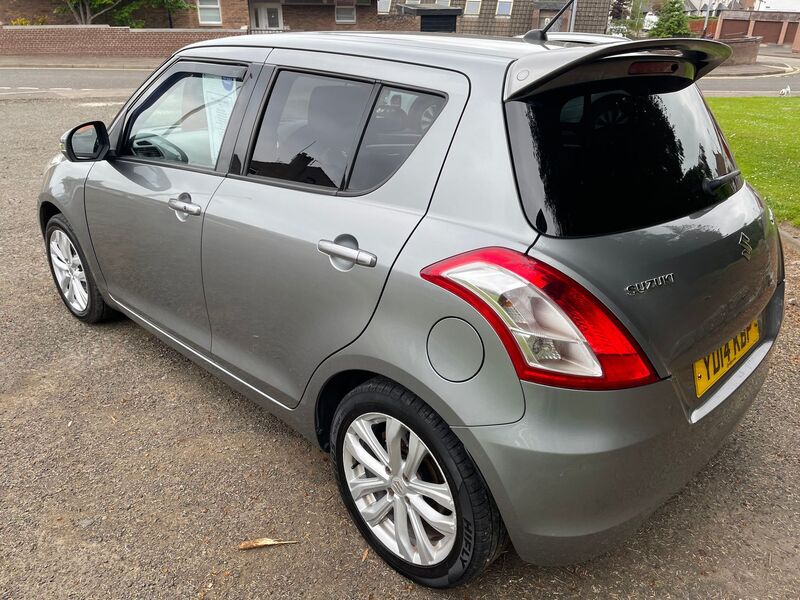 SUZUKI SWIFT