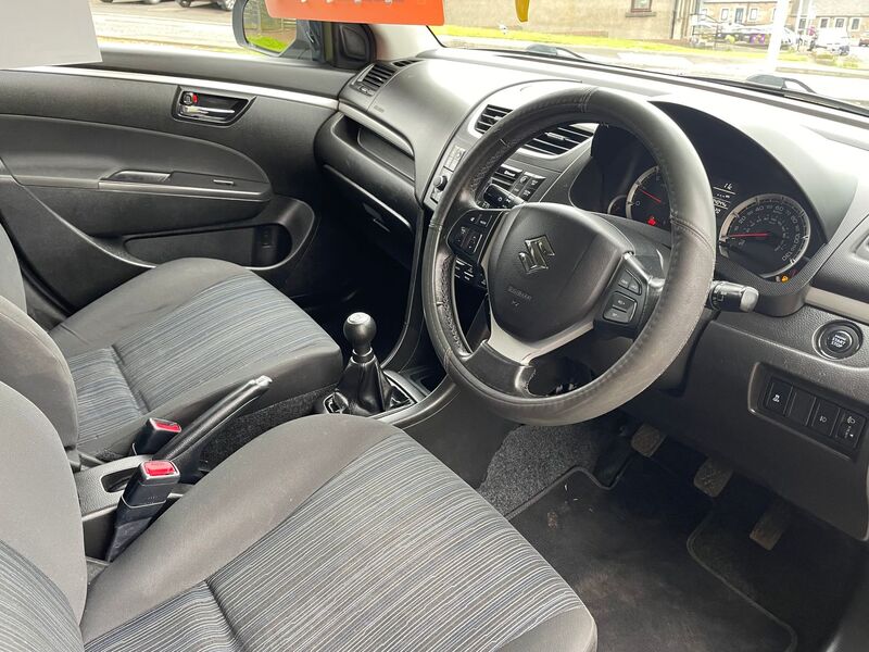 SUZUKI SWIFT