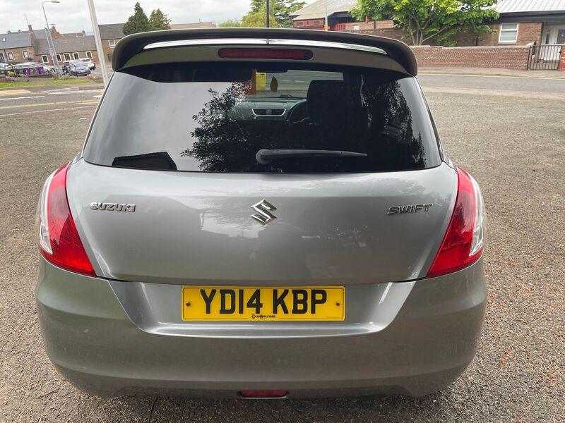 SUZUKI SWIFT