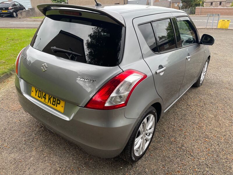 SUZUKI SWIFT