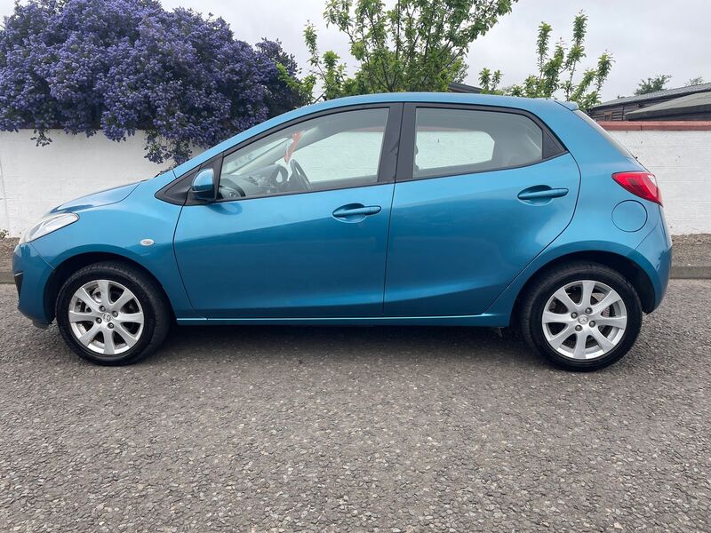 MAZDA MAZDA2