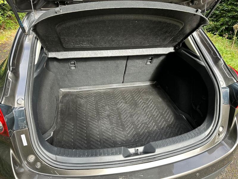 MAZDA MAZDA3