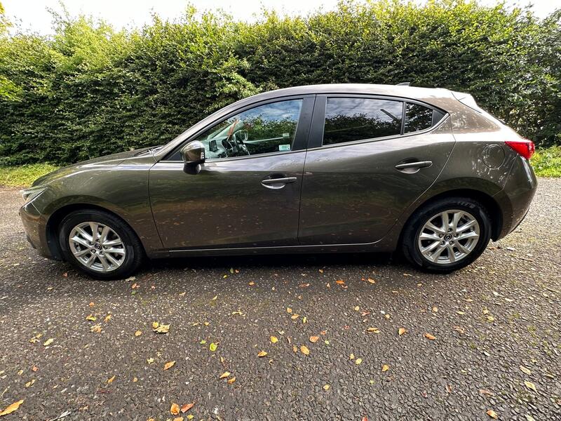 MAZDA MAZDA3