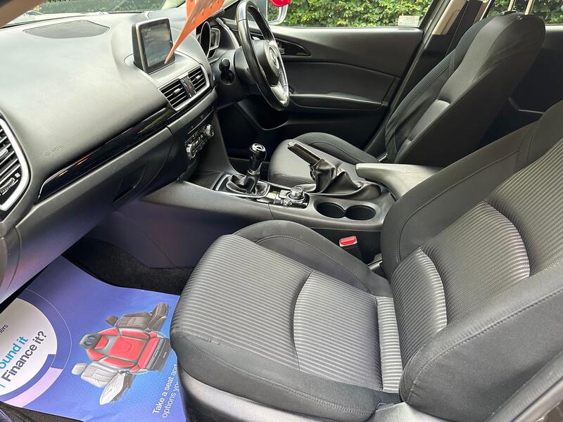 MAZDA MAZDA3