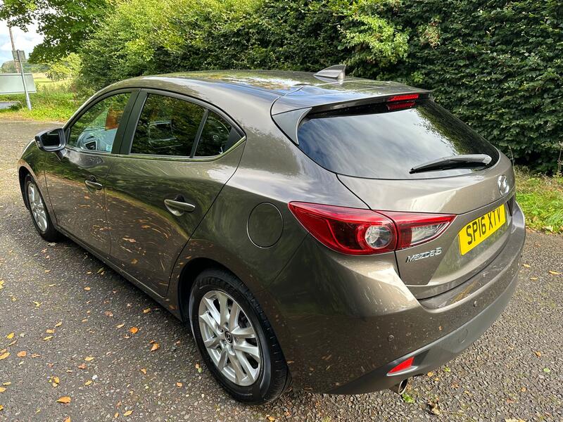 MAZDA MAZDA3