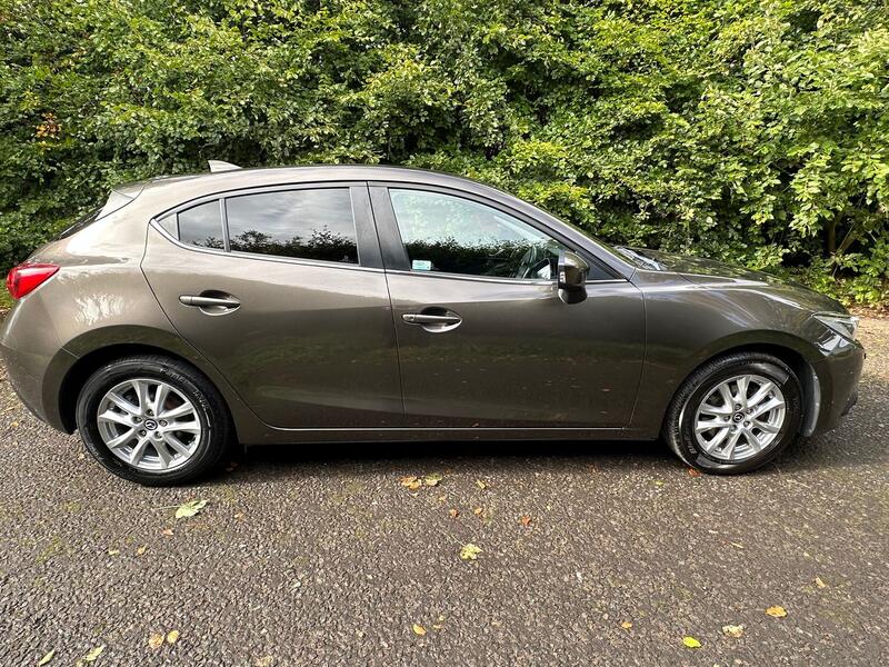 MAZDA MAZDA3