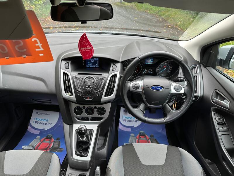 FORD FOCUS