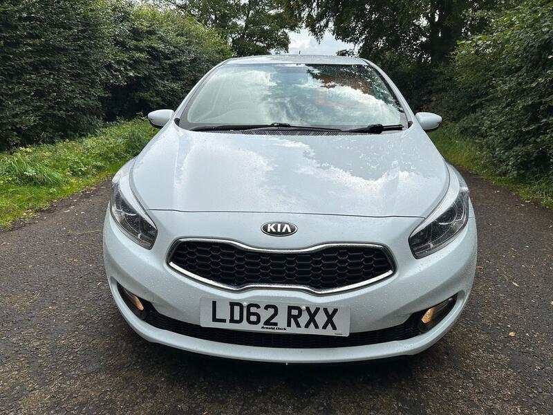 View KIA CEED 1.6 CRDi EcoDynamics 1