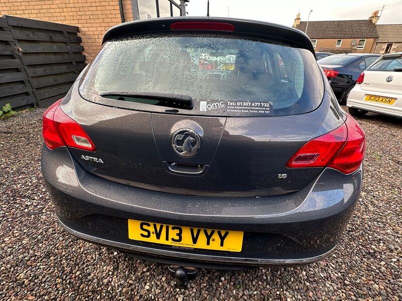 VAUXHALL ASTRA