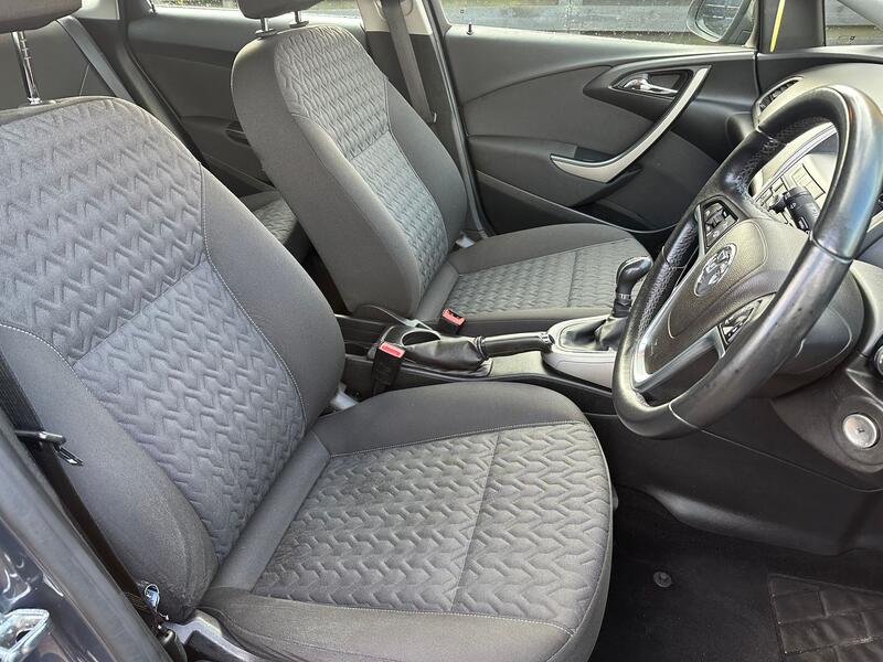 VAUXHALL ASTRA